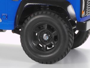 Exploring the Tamiya 1990 Land Rover Defender 90 CC-02